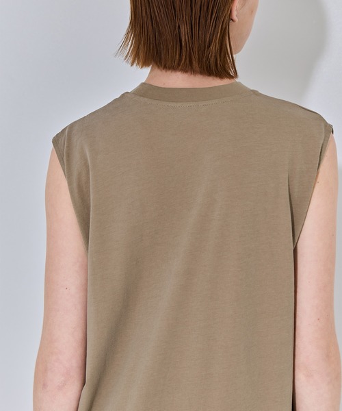 ATON（エイトン）の「【ATON/エイトン】FRESCA NUBUCK TANK TOP DRESS/ヌバックタンクトップドレス/ノースリーブワンピース（ワンピース・レディース・ベージュ/チャコールグレー/オフホワイト・2/1）」の4枚目の写真
