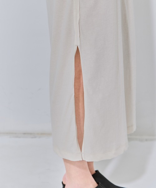 ATON（エイトン）の「【ATON/エイトン】FRESCA NUBUCK TANK TOP DRESS/ヌバックタンクトップドレス/ノースリーブワンピース（ワンピース・レディース・ベージュ/チャコールグレー/オフホワイト・2/1）」の19枚目の写真
