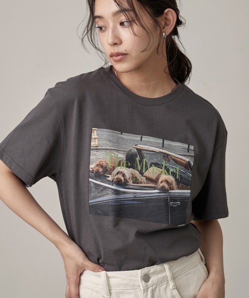 OFROOM(オフルーム)の「Dog Graphic Tee|ドッググラフィックTee(Tシャツ/カットソー・レディース・ホワイト/チャコールグレー/ブラック・FREE)」の1枚目の写真