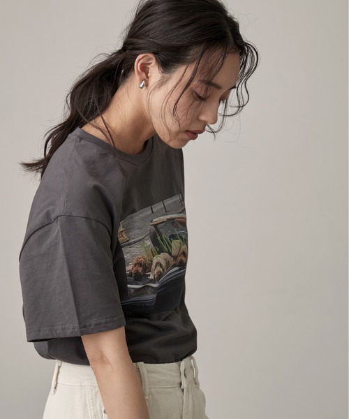 OFROOM(オフルーム)の「Dog Graphic Tee|ドッググラフィックTee(Tシャツ/カットソー・レディース・ホワイト/チャコールグレー/ブラック・FREE)」の16枚目の写真