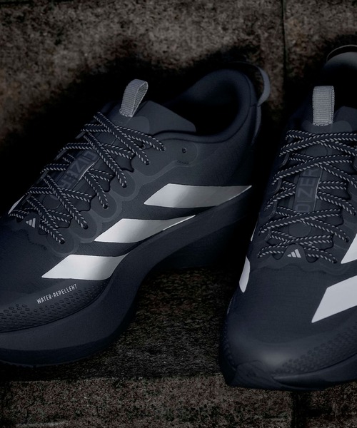 adidas(アディダス)の「adidas/アディダス ランニングシューズ ADIZERO EVO SL ATR M アディゼロ エヴォ KK2683(スニーカー・メンズ・ブラック×シルバー・27.5cm/27.0cm/26.5cm/26.0cm/25.5cm/29.0cm/28.5cm/28.0cm)」の2枚目の写真