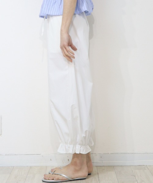 DISKEEN SURE(ディスキーンシュアー)の「360度可愛さ抜群!裾フリル バルーンパンツ ワイドパンツ(その他パンツ・レディース・ベージュ/ブラック/ホワイト・FREE)」の12枚目の写真