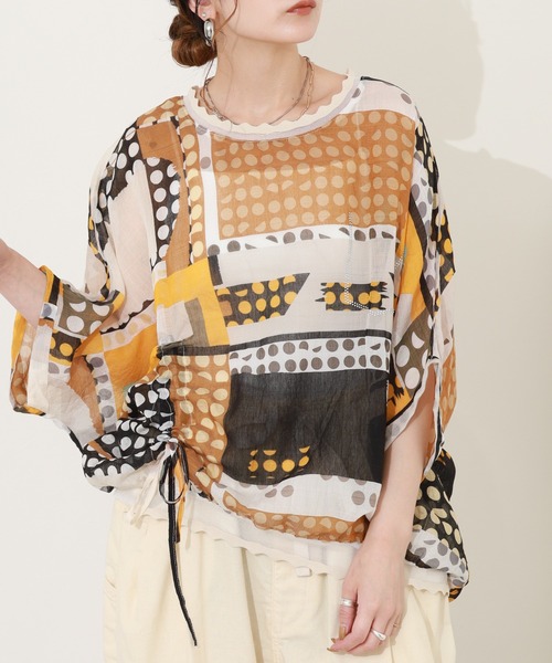 crossi（クロッシー）の「総柄サイドリボンドルマンブラウス 半端袖（シャツ/ブラウス・レディース・イエロー/グリーン・FREE）」の4枚目の写真