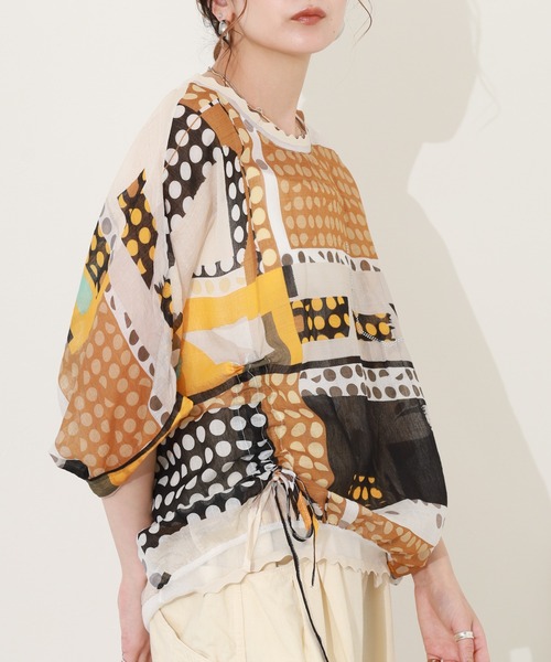 crossi（クロッシー）の「総柄サイドリボンドルマンブラウス 半端袖（シャツ/ブラウス・レディース・イエロー/グリーン・FREE）」の7枚目の写真