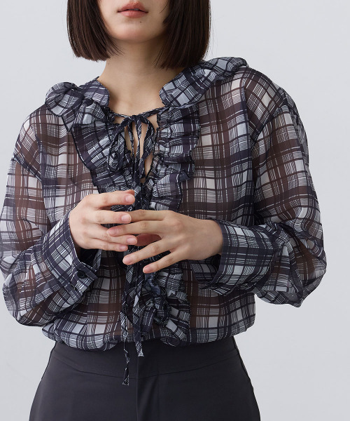 Mirette(ミレット)の「シアーチェックフリルブラウス / Sheer Check Frill Blouse(シャツ/ブラウス・レディース・ブラック/ブラウン・FREE)」の2枚目の写真