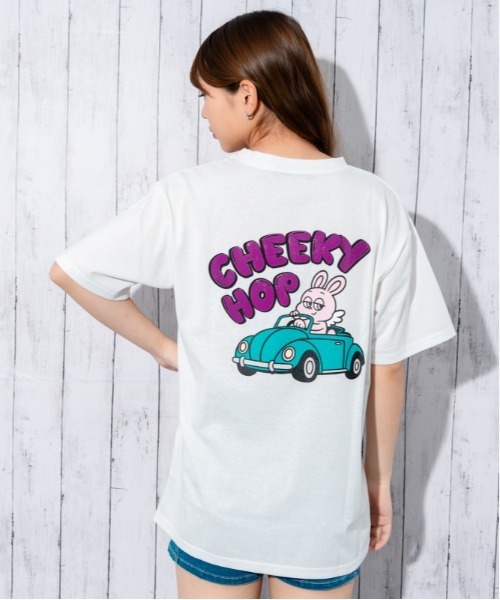 GORGE(ゴージ)の「《うさぎキャラ×バックプリント》Tシャツ/ストリート×カジュアル/春夏/全3色(Tシャツ/カットソー・レディース・ブラック/オフホワイト/チャコール・F)」の17枚目の写真