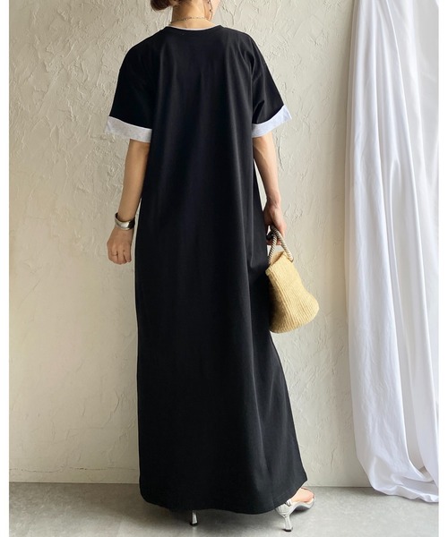 She's Closet(シーズクローゼット)の「半袖 バイカラー配色 袖ロールアップ ロング丈Tシャツワンピース(ワンピース・レディース・ブラック/ベージュ/オートミール・FREE)」の22枚目の写真