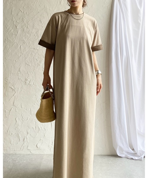 She's Closet(シーズクローゼット)の「半袖 バイカラー配色 袖ロールアップ ロング丈Tシャツワンピース(ワンピース・レディース・ブラック/ベージュ/オートミール・FREE)」の19枚目の写真