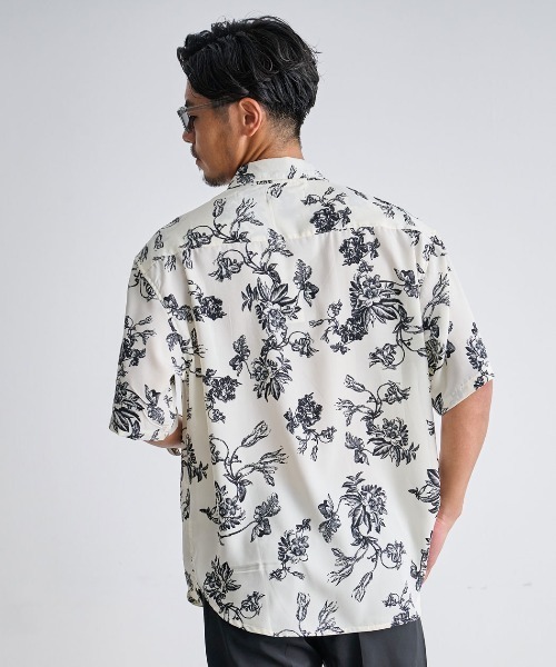 CavariA(キャバリア)の「『CavariA/キャバリア』花柄半袖シャツ(シャツ/ブラウス・メンズ・ブラック/ホワイト/ブラウン・L/M)」の20枚目の写真