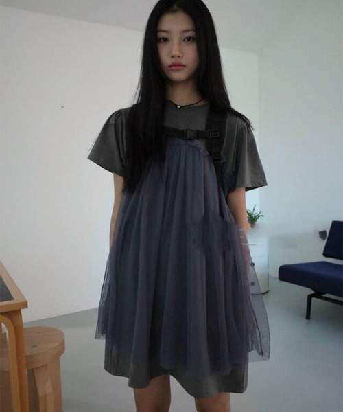 LYEON(リヨン)の「チュールレイヤードTシャツミニワンピース(ワンピース・レディース・チャコールグレー/オフホワイト/ブラック・FREE)」の1枚目の写真