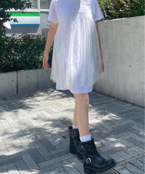 LYEON(リヨン)の「チュールレイヤードTシャツミニワンピース(ワンピース・レディース・チャコールグレー/オフホワイト/ブラック・FREE)」の5枚目の写真