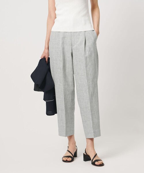 UNITED ARROWS(ユナイテッドアローズ)の「ハケメ ライク テーパードパンツ ‐ウォッシャブル‐(スラックス・レディース・ネイビー/その他1/ロイヤルブルー・38/36)」の1枚目の写真