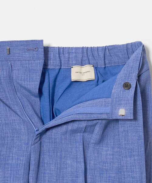 UNITED ARROWS(ユナイテッドアローズ)の「ハケメ ライク テーパードパンツ ‐ウォッシャブル‐(スラックス・レディース・ネイビー/その他1/ロイヤルブルー・38/36)」の16枚目の写真