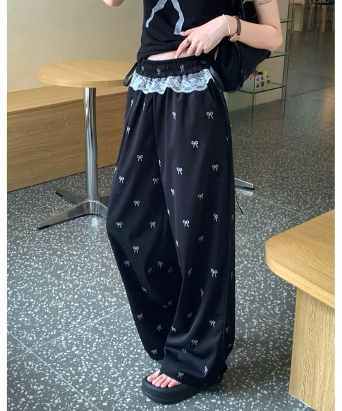 FUNdaysion(ファンデイション)の「レースウエストリボン柄ワイドパンツ(スウェットパンツ・レディース・ブラック/オフホワイト・M)」の14枚目の写真