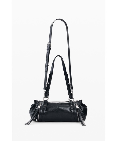 Desigual(デシグアル)の「Patch urban shoulder bag / パッチアーバンショルダーバッグ(ショルダーバッグ・レディース・ブラック・FREE)」の3枚目の写真