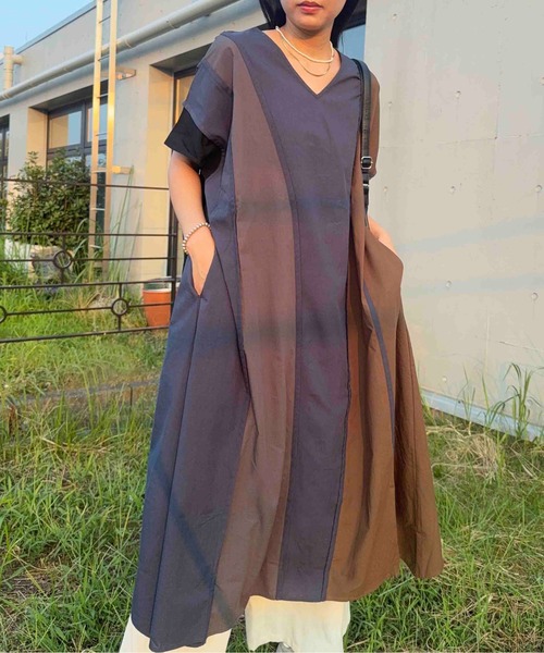 AS KNOW AS plus(アズノゥアズプラス)の「☆ひんやり冷感 配色いろいろ半袖ロングワンピース(ワンピース・レディース・ベージュ系/ライトグリーン系/ネイビー系・FREE)」の19枚目の写真