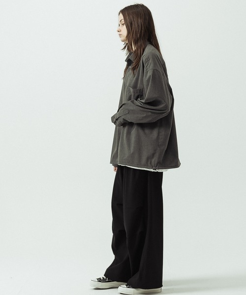 SLICK（スリック）の「【SLICK/スリック】T/R Stretch Gabardine Drawstring Shirt/T/R ストレッチギャバジンドローストリングシャツ/オーバーサイズ/リラックス（シャツ/ブラウス・メンズ・ブラック/ブラウン/チャコールグレー・1/3/2）」の20枚目の写真