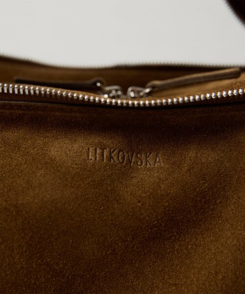 Whim Gazette(ウィムガゼット)の「【LITKOVSKA】別注ZIP BAG(ハンドバッグ・レディース・キャメル・FREE)」の12枚目の写真