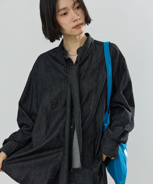 FREAK'S STORE(フリークスストア)の「リヨセル ボウタイブラウス/デニムシャツ(シャツ/ブラウス・レディース・ネイビー/ブラック/ブルー・フリ-)」の2枚目の写真