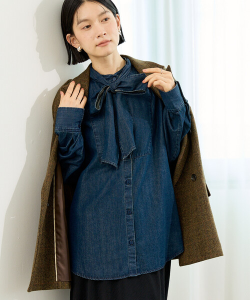 FREAK'S STORE(フリークスストア)の「リヨセル ボウタイブラウス/デニムシャツ(シャツ/ブラウス・レディース・ネイビー/ブラック/ブルー・フリ-)」の10枚目の写真