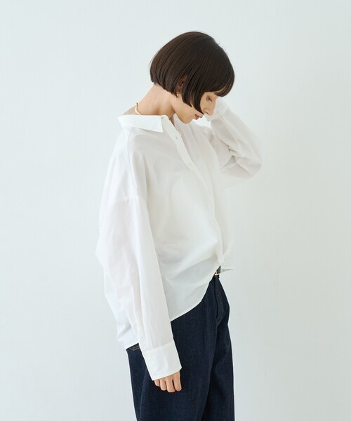 Rouge vif Anna(ルージュヴィフアンナ)の「ポリエステルコットンツイストシャツ(シャツ/ブラウス・レディース・ホワイト/サックスブルー/グレイッシュベージュ・フリー)」の13枚目の写真