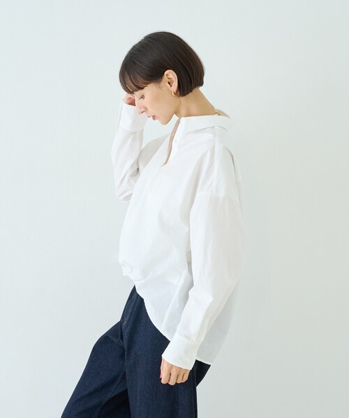 Rouge vif Anna(ルージュヴィフアンナ)の「ポリエステルコットンツイストシャツ(シャツ/ブラウス・レディース・ホワイト/サックスブルー/グレイッシュベージュ・フリー)」の14枚目の写真