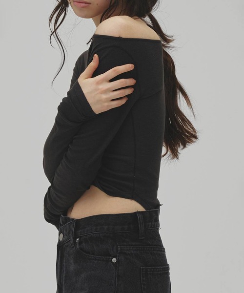 TODAYFUL(トゥデイフル)の「【TODAYFUL/トゥデイフル】Soft Fraise Tops/ソフトフレーズトップス(Tシャツ/カットソー・レディース・チャコールグレー/ライトグレー/アイボリー・FREE)」の3枚目の写真