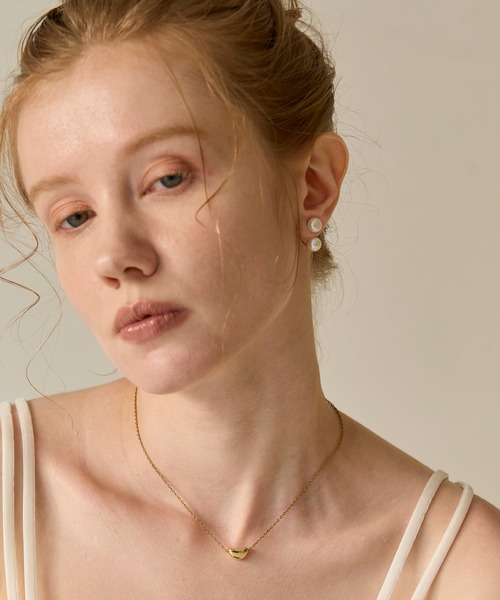 Phoebe(フィービィー)の「デュオパールバックキャッチマグネットイヤリング 着脱簡単 ワンタッチ ピアス見え 結婚式二次会(イヤリング・レディース・ホワイト・FREE)」の3枚目の写真