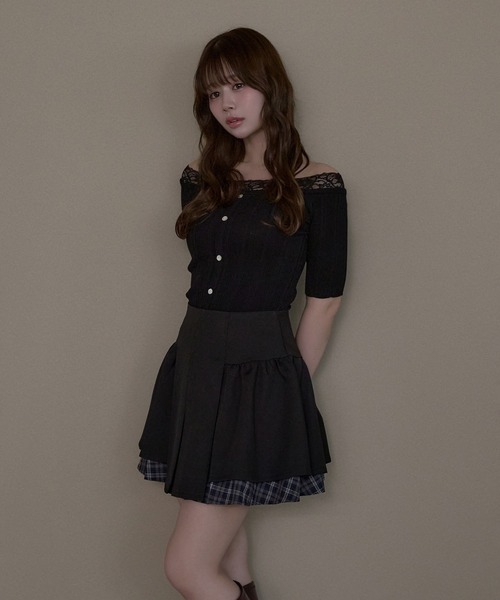 M DOLLY(エムドリー)の「Lace ilou rib tops / レースリルーリブトップス(Tシャツ/カットソー・レディース・ブラック/アイボリー・FREE)」の2枚目の写真
