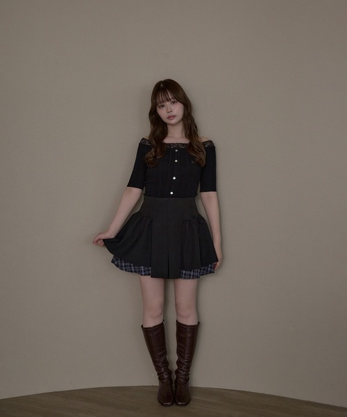 M DOLLY(エムドリー)の「Lace ilou rib tops / レースリルーリブトップス(Tシャツ/カットソー・レディース・ブラック/アイボリー・FREE)」の12枚目の写真