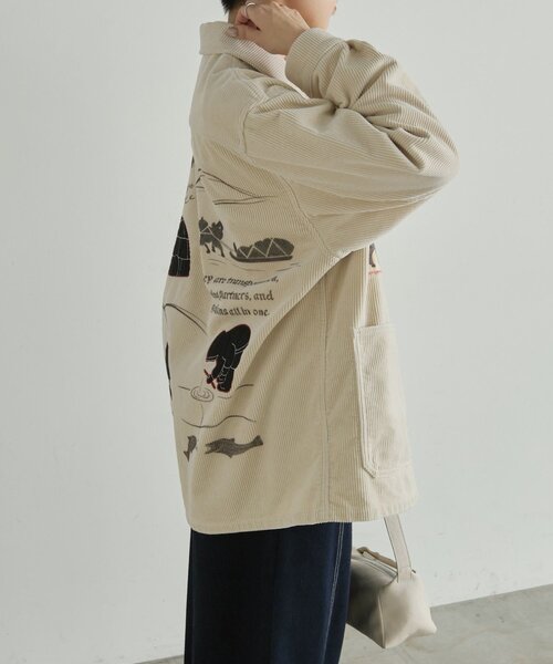 ear PAPILLONNER(イアパピヨネ)の「Kendai×SUM1 STYLE別注コーデュロイジャケット【SUM1 STYLE】(ブルゾン・レディース・ホワイト・FREE)」の4枚目の写真