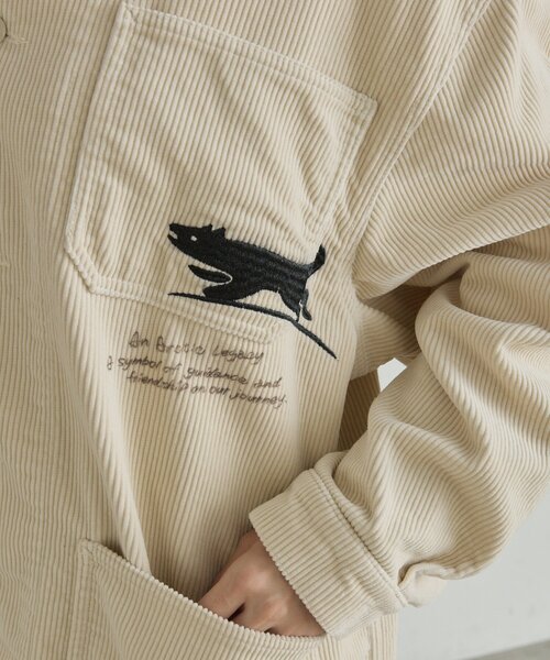 ear PAPILLONNER(イアパピヨネ)の「Kendai×SUM1 STYLE別注コーデュロイジャケット【SUM1 STYLE】(ブルゾン・レディース・ホワイト・FREE)」の6枚目の写真