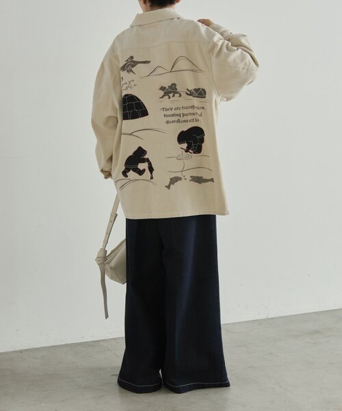 ear PAPILLONNER(イアパピヨネ)の「Kendai×SUM1 STYLE別注コーデュロイジャケット【SUM1 STYLE】(ブルゾン・レディース・ホワイト・FREE)」の14枚目の写真