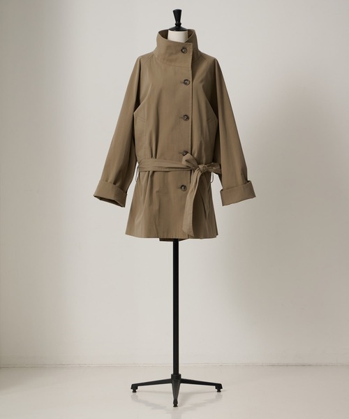 UNUS(ユナス)の「UNUS / Stand Collar Short Trench Coat(トレンチコート・レディース・ベージュ・38/36)」の12枚目の写真
