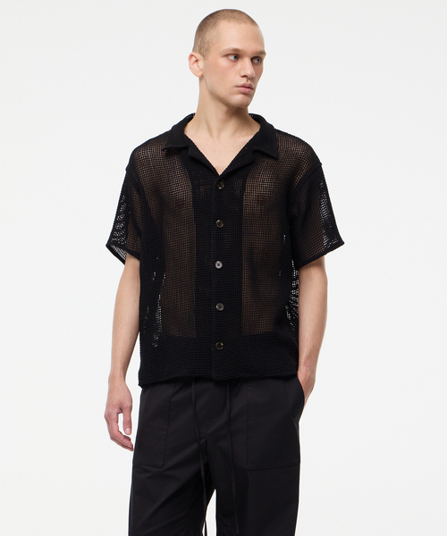 LEARVE(ルアブ)の「オープンメッシュクロシェニットシャツ(2col)(シャツ/ブラウス・メンズ・ブラック/アイボリー・LARGE/MEDIUM)」の1枚目の写真