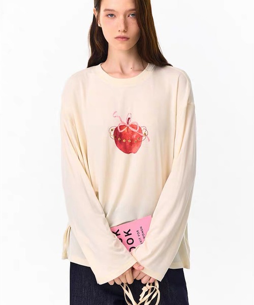 Fano Studios（ファノ ストゥディオズ）の「アップルモチーフ ロングスリーブTシャツ FQ26S135【Fano Studios】【2026AW】（Tシャツ/カットソー・レディース・アイボリー・S/M/L）」の8枚目の写真
