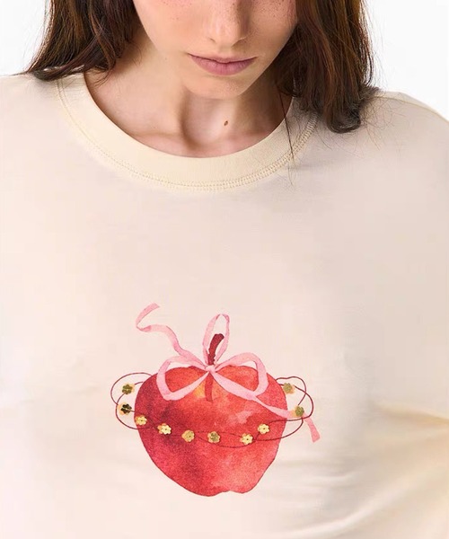 Fano Studios（ファノ ストゥディオズ）の「アップルモチーフ ロングスリーブTシャツ FQ26S135【Fano Studios】【2026AW】（Tシャツ/カットソー・レディース・アイボリー・S/M/L）」の9枚目の写真