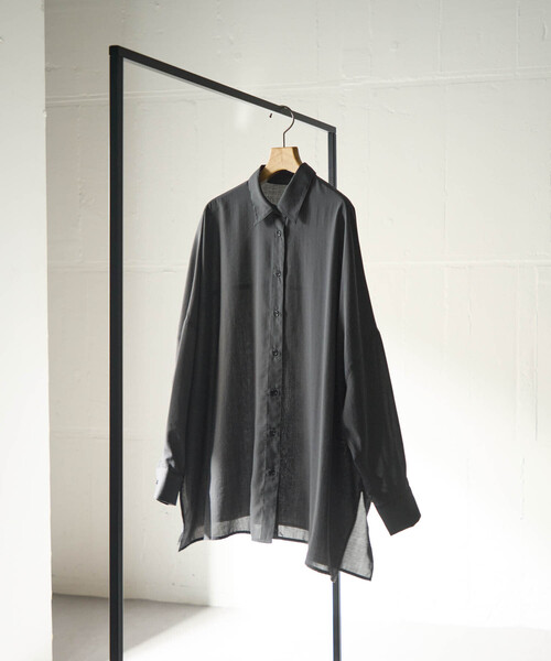 for/c（フォーシー）の「オーバーサイズシャツ【サスティナブル】（シャツ/ブラウス・レディース・スミクロ/オフホワイト・M/L）」の7枚目の写真