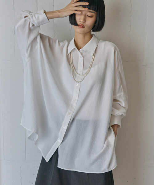 for/c（フォーシー）の「オーバーサイズシャツ【サスティナブル】（シャツ/ブラウス・レディース・スミクロ/オフホワイト・M/L）」の11枚目の写真