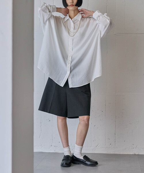 for/c（フォーシー）の「オーバーサイズシャツ【サスティナブル】（シャツ/ブラウス・レディース・スミクロ/オフホワイト・M/L）」の3枚目の写真