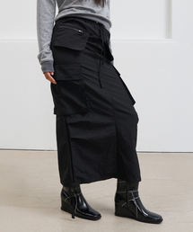 NYLON UTILITY CARGO SKIRT IN BLACK