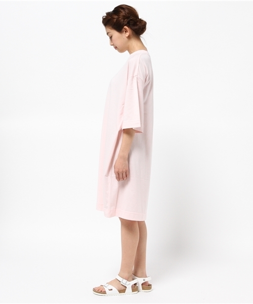 WEGO（ウィゴー）の「WEGO/BIG Teeワンピース（ワンピース・レディース・サックスブルー/ライトピンク/ブラック/ホワイト/ライトパープル・FREE）」の7枚目の写真