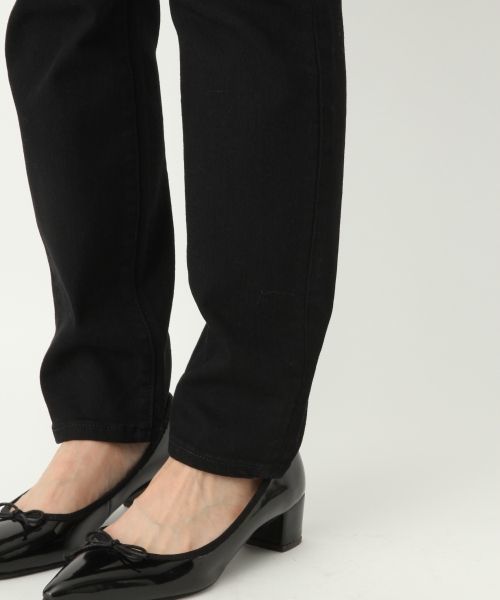 A part by（アパートバイ）の「デニムスリムパンツ 730023 （デニムパンツ・レディース・ブルー/ブラック/ネイビー・SMALL/LARGE/MEDIUM）」の14枚目の写真