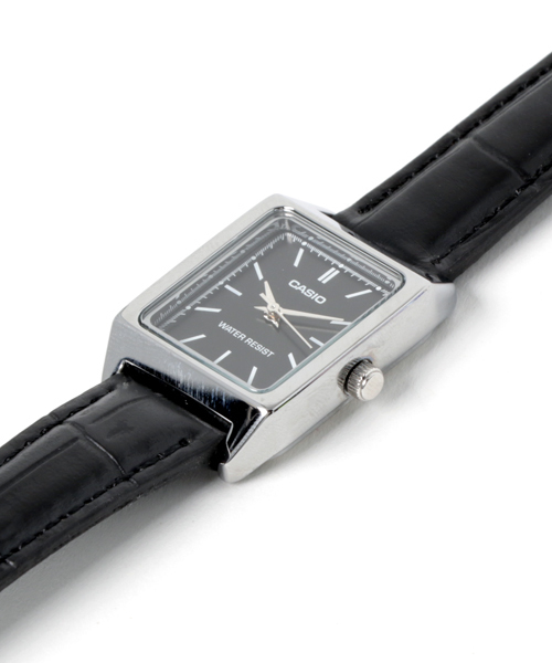 AMERICAN RAG CIE（アメリカンラグシー）の「CASIO/スクエアクオーツ【WEB限定】（アナログ腕時計・レディース・その他/ブラウン系その他/ブラック×ブラック/ホワイト×グレー・FREE）」の5枚目の写真