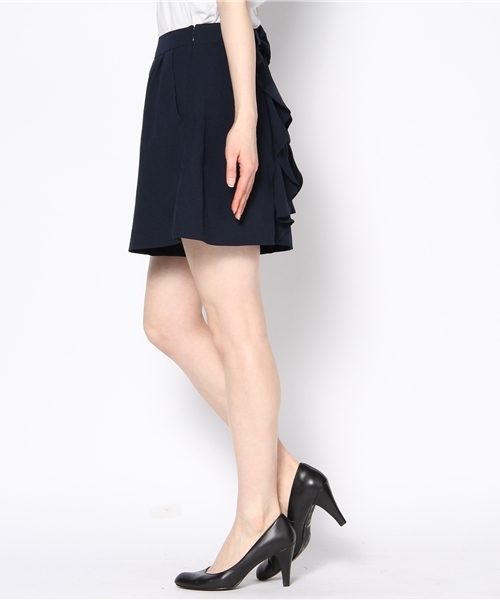 earth music&ecology(アースミュージックアンドエコロジー)の「●steady 6月号 掲載●バックリボンキュロット/ショートパンツ(カーゴパンツ・レディース・キャメル/イエロー/ネイビー/ピンク・MEDIUM/SMALL)」の5枚目の写真