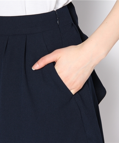 earth music&ecology(アースミュージックアンドエコロジー)の「●steady 6月号 掲載●バックリボンキュロット/ショートパンツ(カーゴパンツ・レディース・キャメル/イエロー/ネイビー/ピンク・MEDIUM/SMALL)」の9枚目の写真