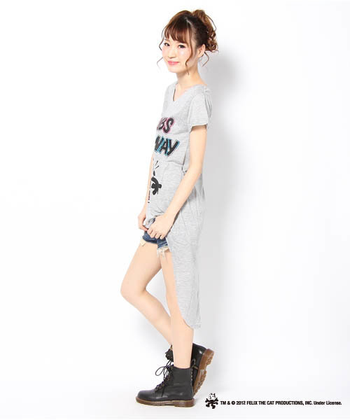 DANCE LB-03(ダンス エルビー・ゼロスリー)の「FELIX Tシャツ ワンピース(その他トップス・レディース・ブラック系/グレー系2/ホワイト系・FREE)」の4枚目の写真