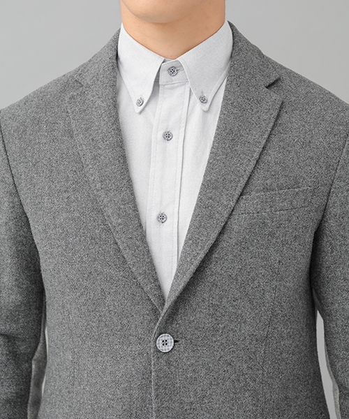 koe×THOM BROWNE（コエトムブラウン）の「[KOE×THOM BROWNE] MENS SPORTCOAT（テーラードジャケット・メンズ・ダークグレー・SMALL/MEDIUM/LARGE）」の2枚目の写真