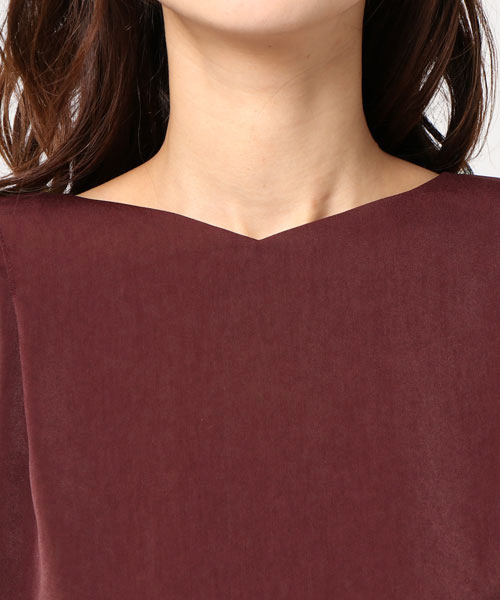 STUDIOUS（ステュディオス）の「【STUDIOUS】ピーチスリットブラウス（シャツ/ブラウス・レディース・バーガンディー/ベージュ/ネイビー・FREE）」の9枚目の写真