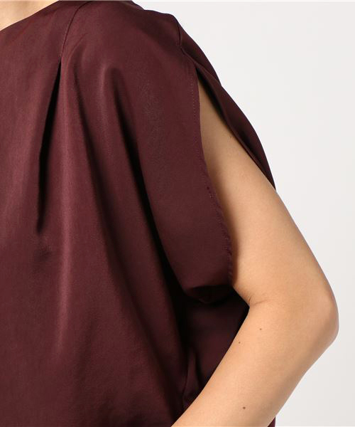 STUDIOUS（ステュディオス）の「【STUDIOUS】ピーチスリットブラウス（シャツ/ブラウス・レディース・バーガンディー/ベージュ/ネイビー・FREE）」の8枚目の写真